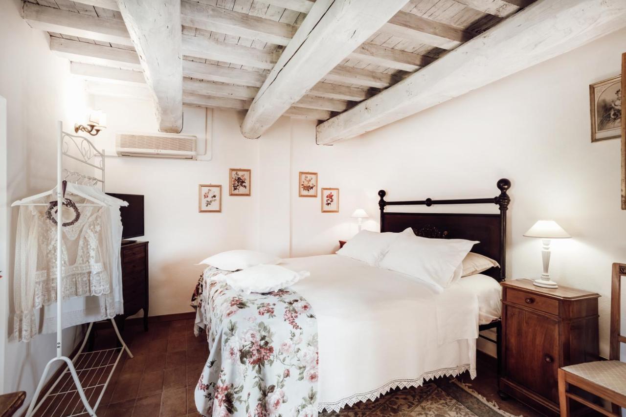 B&B Casatorre Saludecio Eksteriør billede