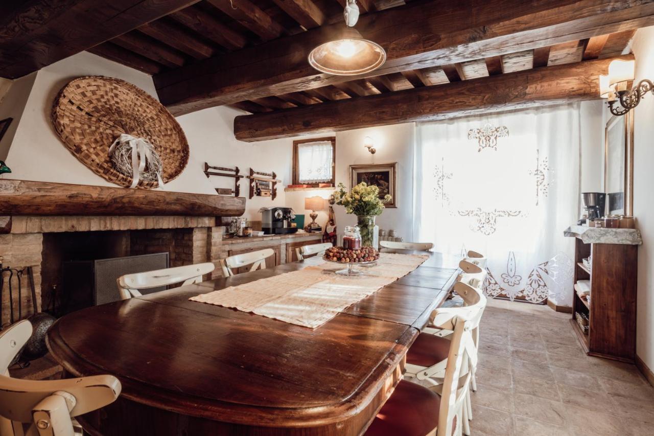 B&B Casatorre Saludecio Eksteriør billede